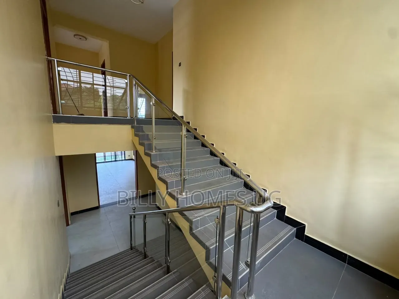5bdrm Mansion in Nakawa for sale