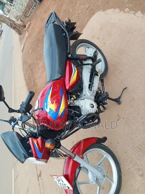 Bajaj CT 125X 2018 Red