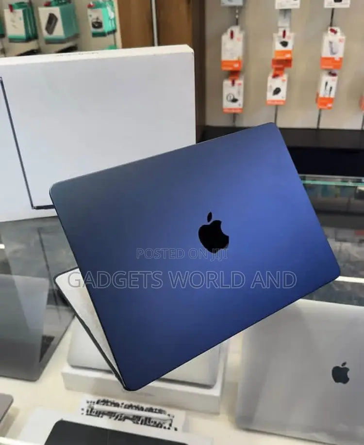 New Laptop Apple MacBook Air 2026 M5 16GB Apple M5 SSD 1T