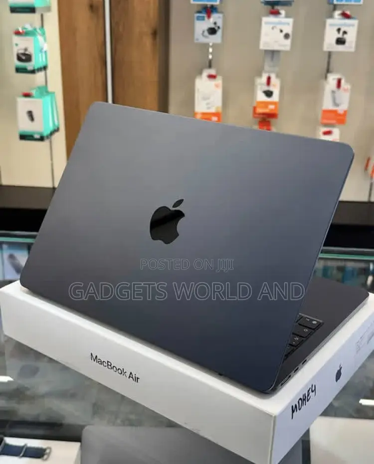 New Laptop Apple MacBook Air 2026 M5 16GB Apple M5 SSD 1T
