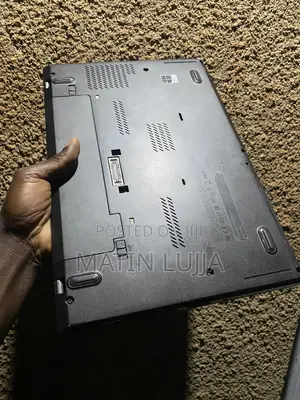 Laptop Lenovo ThinkPad T490s 4GB Intel Core i5 SSHD (Hybrid) 256GB