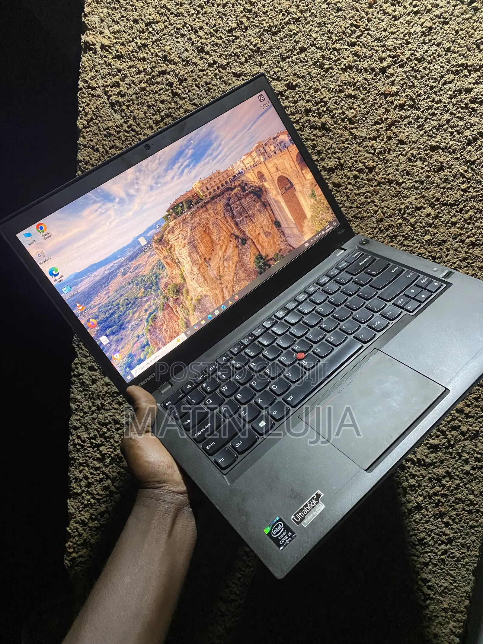 Laptop Lenovo ThinkPad T490s 4GB Intel Core i5 SSHD (Hybrid) 256GB