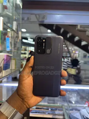 Tecno Spark 8C 64 GB Graphite