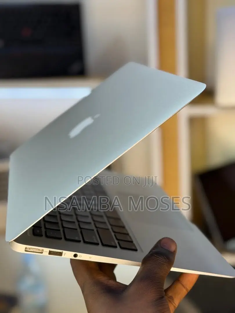 Laptop Apple MacBook Air 8GB Intel Core i7 SSD 256GB