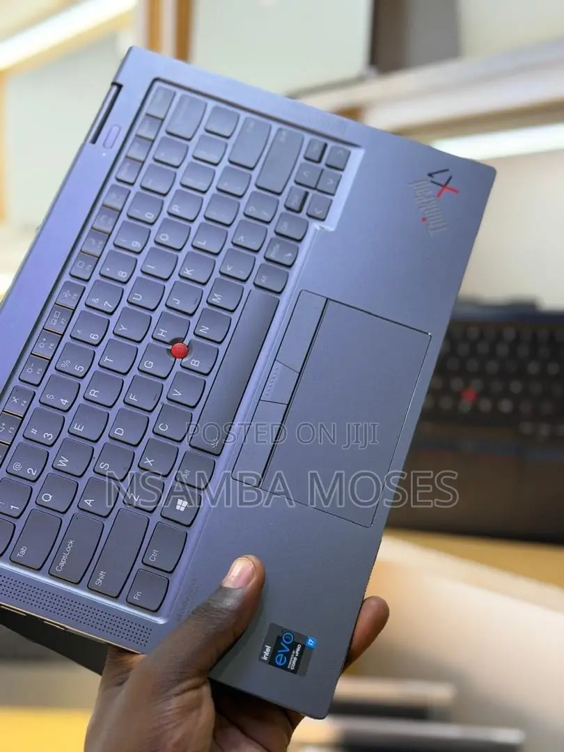 Laptop Lenovo ThinkPad X1 Yoga 16GB Intel Core i7 SSD 512GB