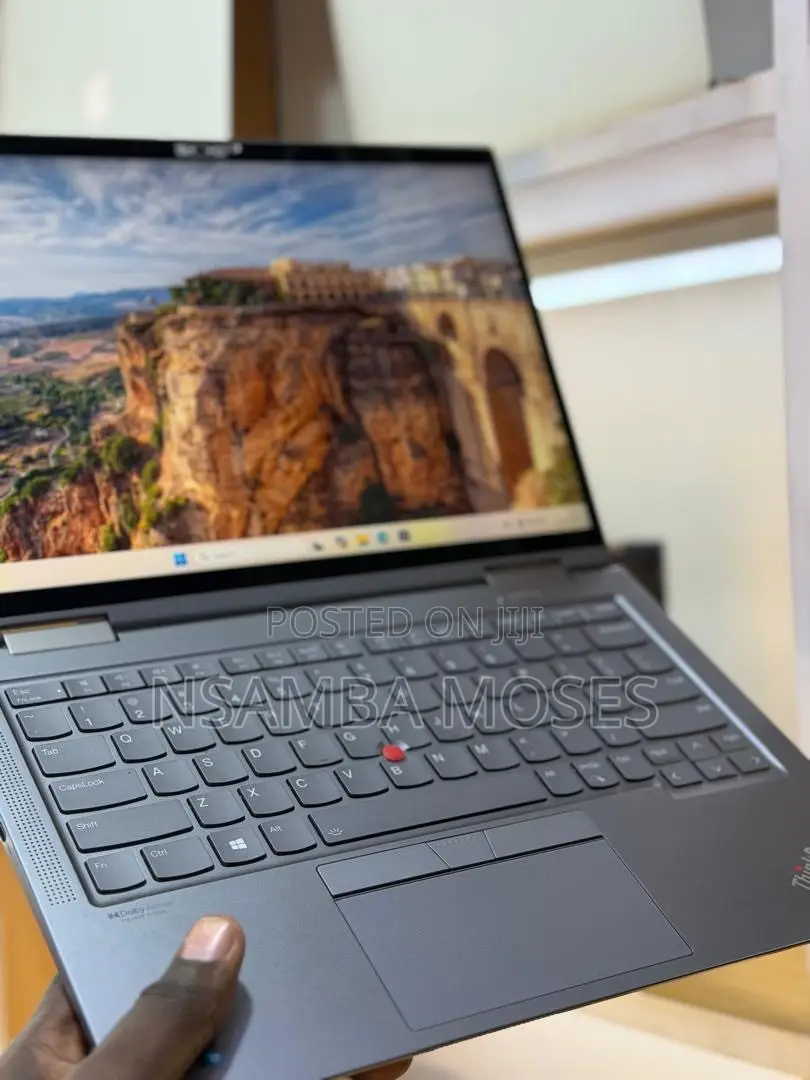 Laptop Lenovo ThinkPad X1 Yoga 16GB Intel Core i7 SSD 512GB