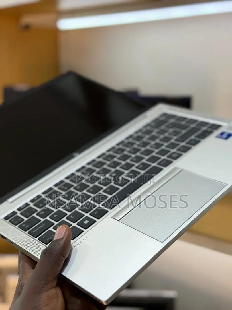 Laptop HP ProBook 440 G9 16GB Intel Core i3 SSD 512GB