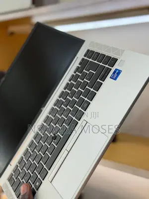 Laptop HP ProBook 440 G9 16GB Intel Core i3 SSD 512GB