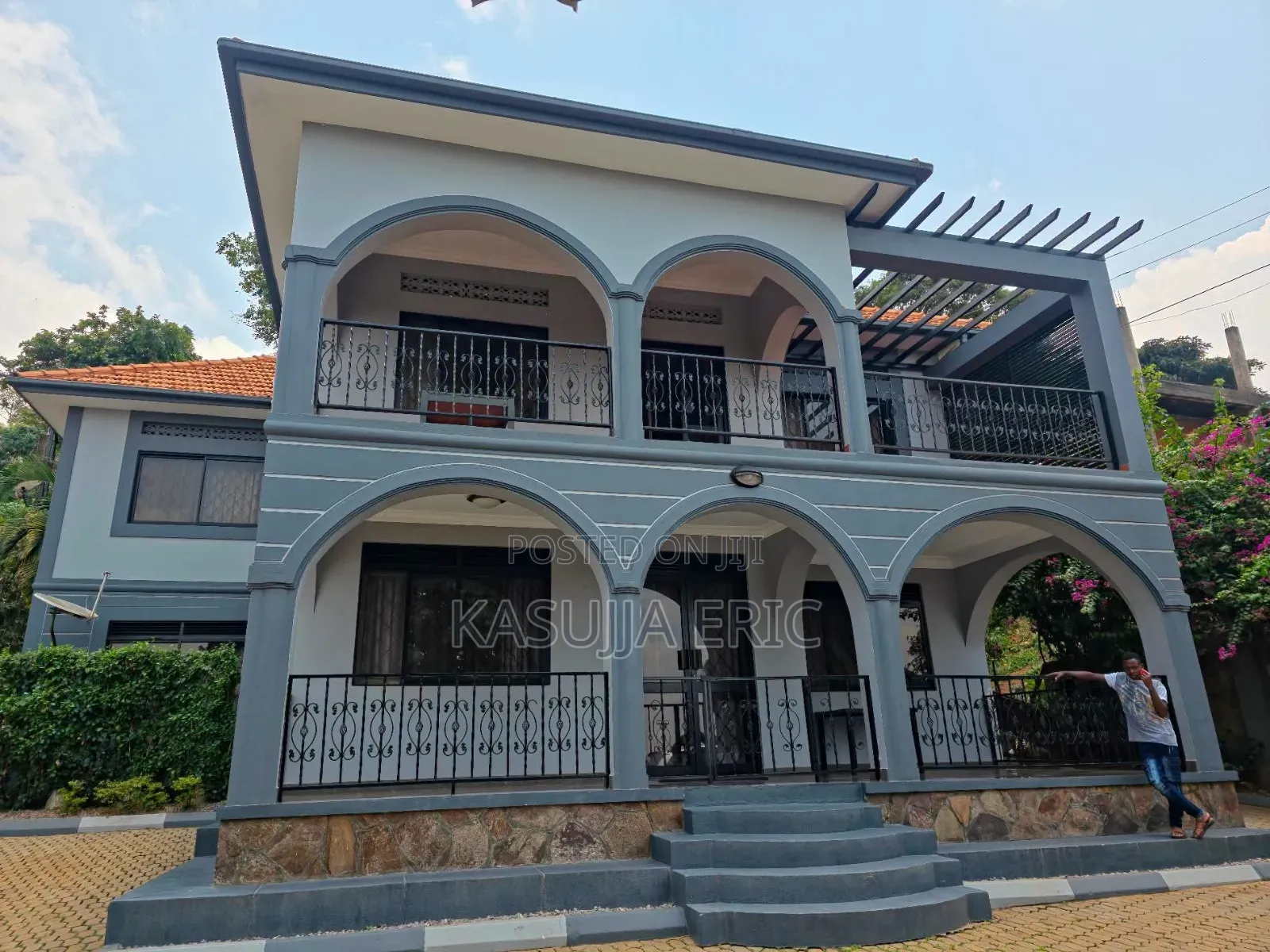 5bdrm Duplex in Kd, Makindye for rent