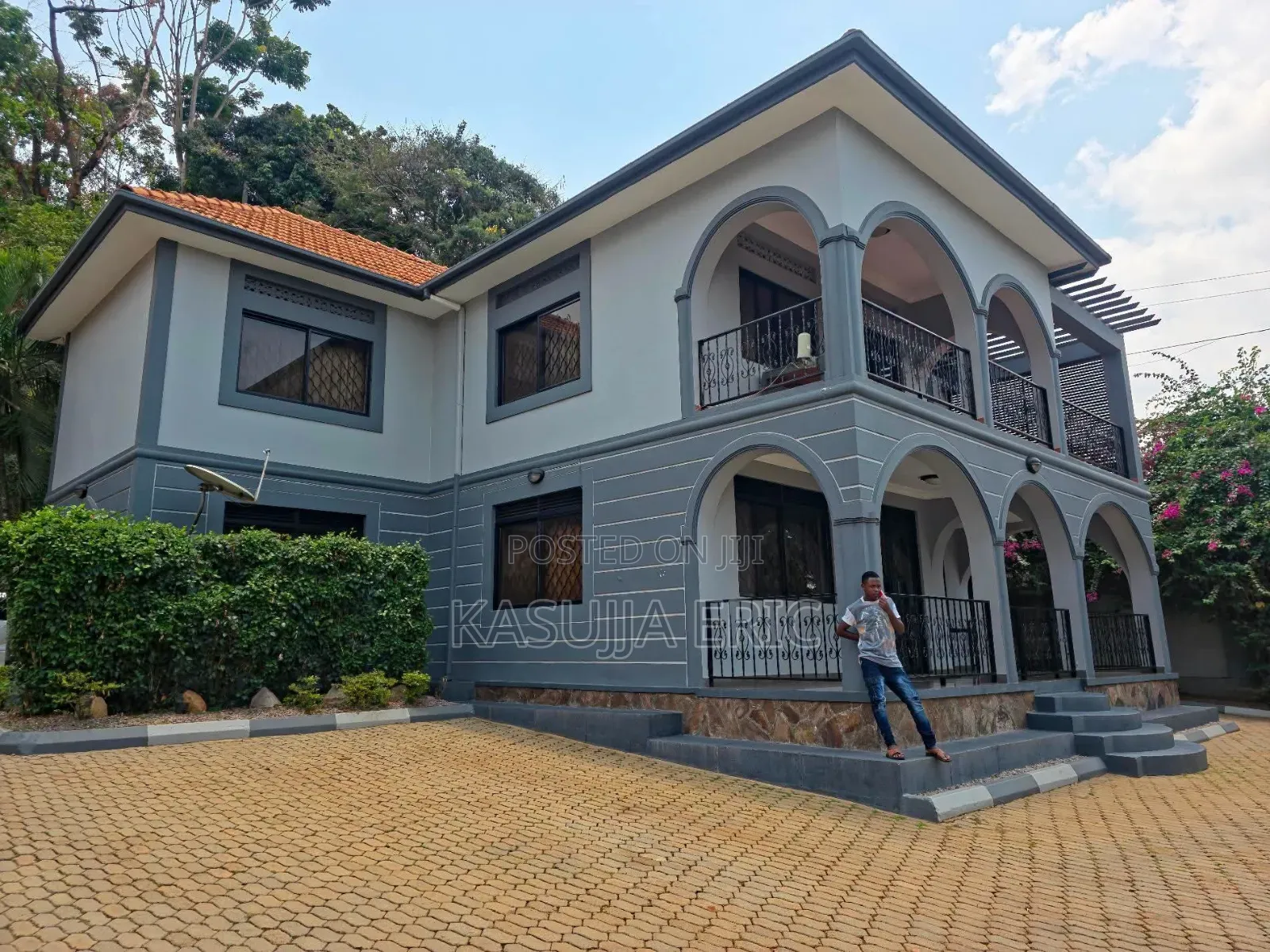 5bdrm Duplex in Kd, Makindye for rent