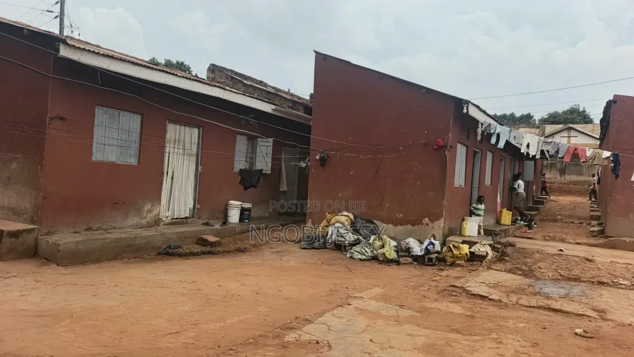 Kireka Kamuli Road 5 Shops Plus 14 Single Rooms on Sale at 350m