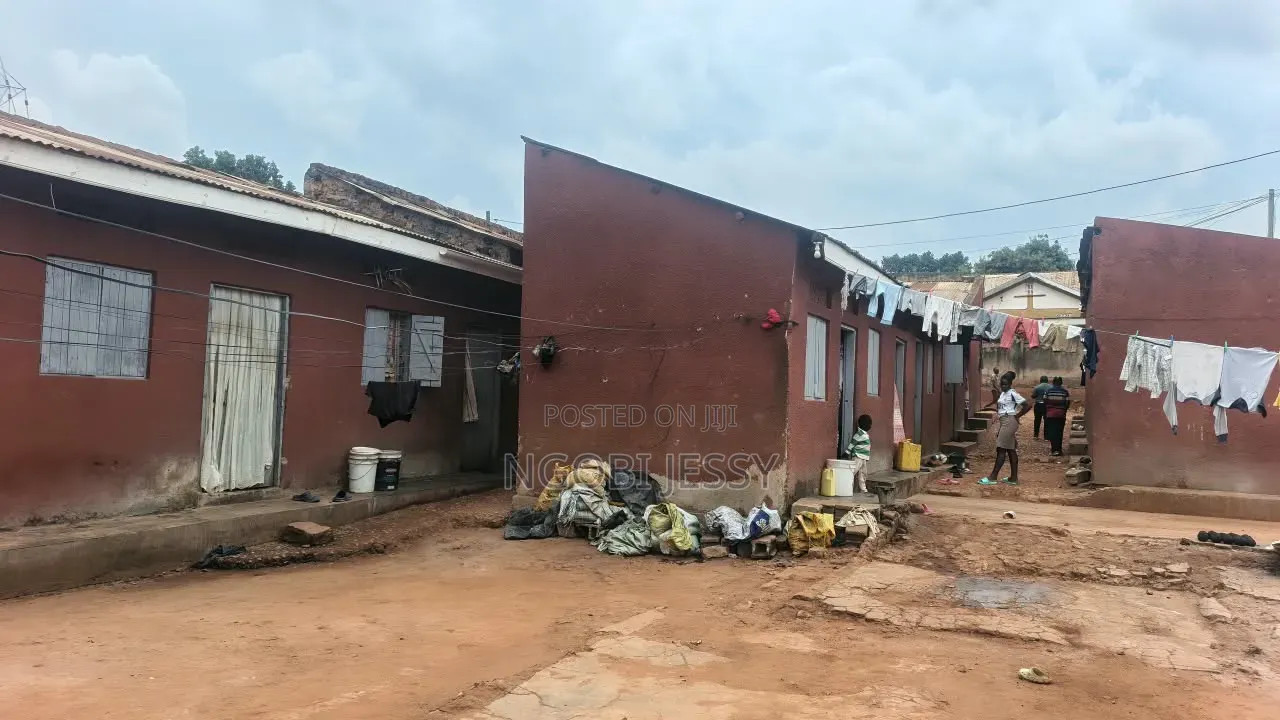 Kireka Kamuli Road 5 Shops Plus 14 Single Rooms on Sale at 350m