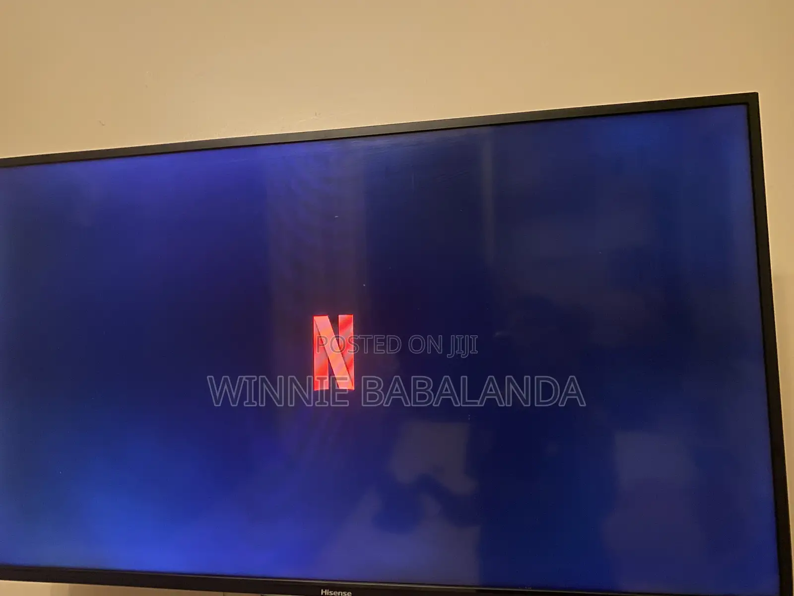 Smart Hisense TV 42inch