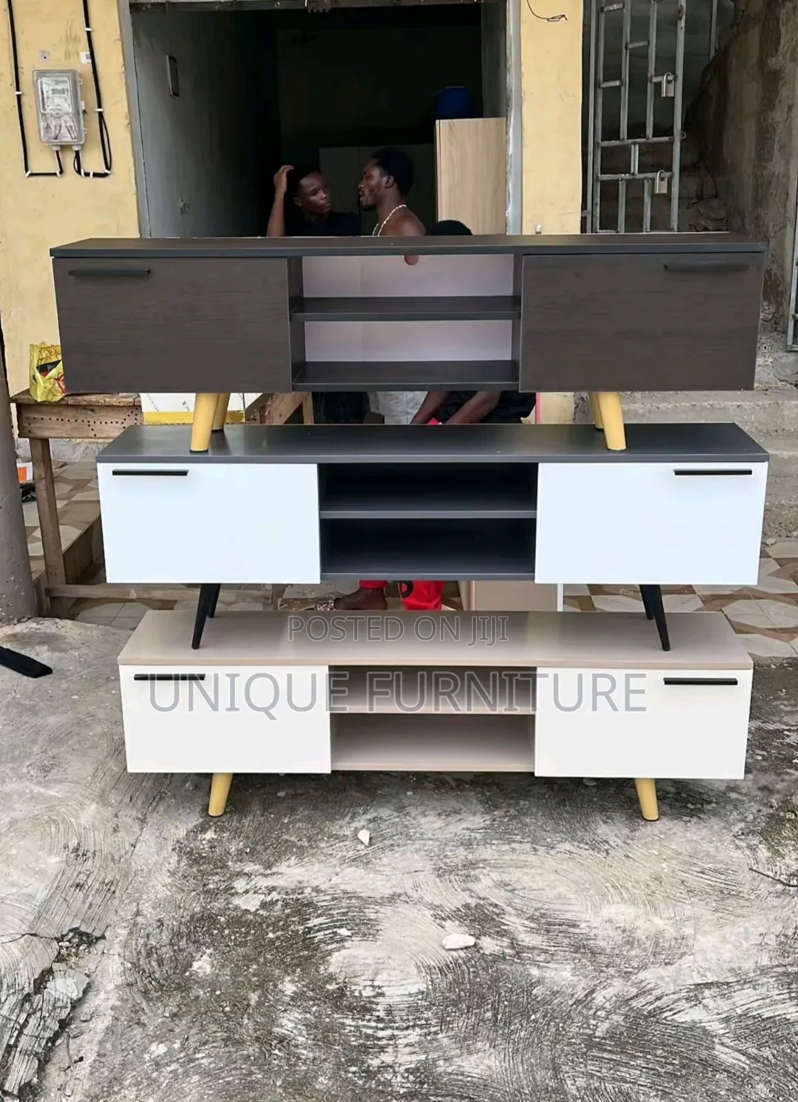 3 TV Stand Design and Size Stands