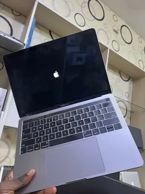 Laptop Apple MacBook Pro 2018 8GB Intel Core i5 SSD 256GB