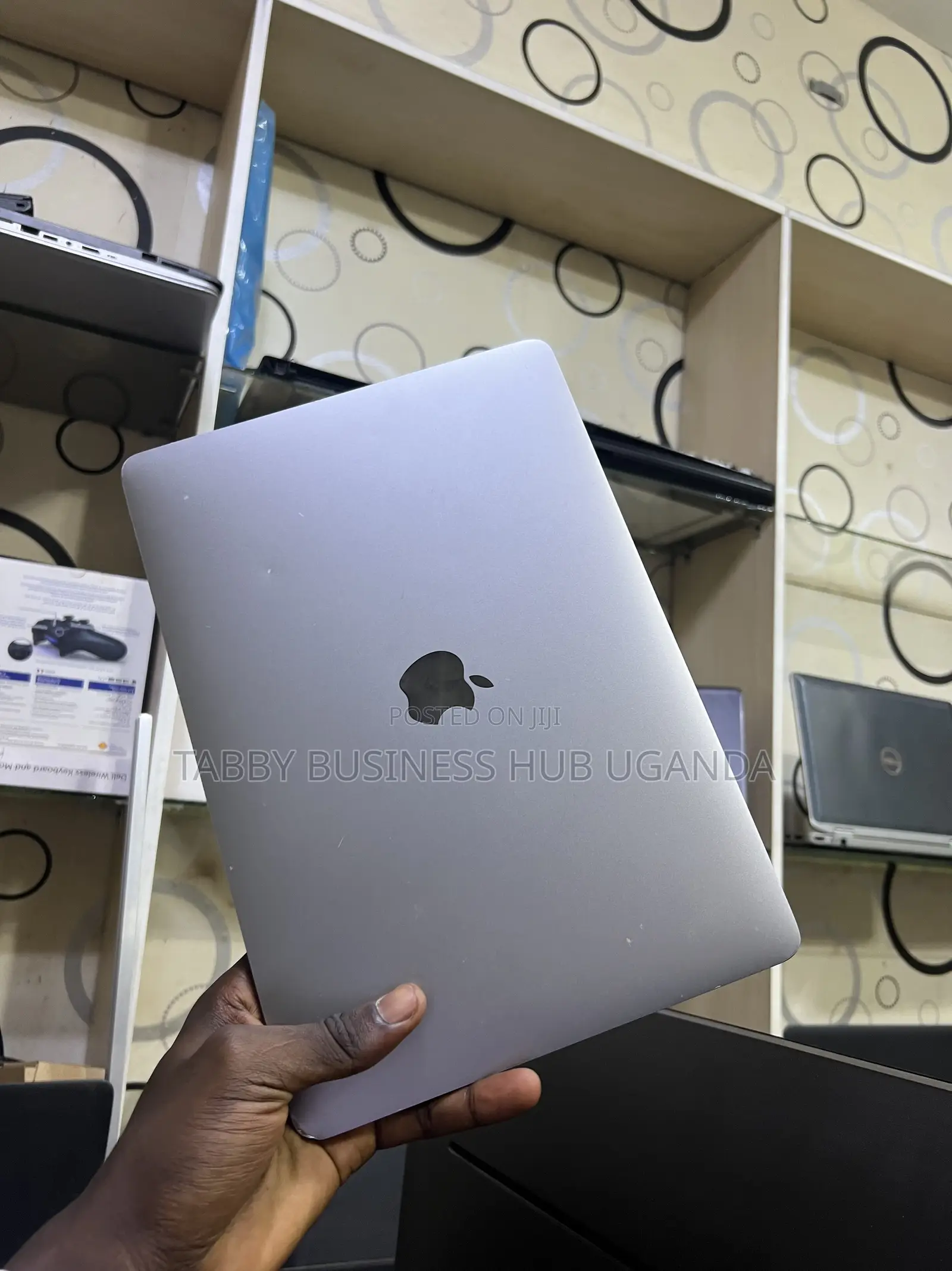 Laptop Apple MacBook Pro 2018 8GB Intel Core i5 SSD 256GB