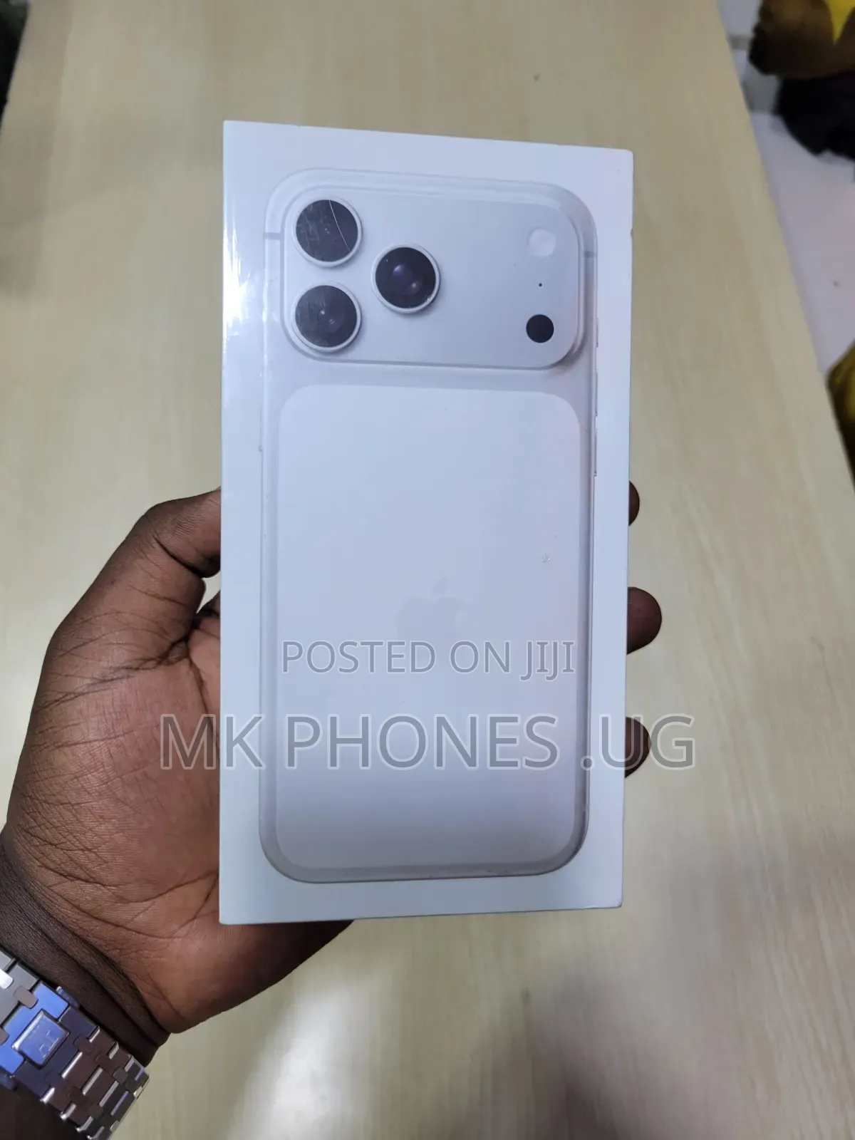 New Apple iPhone 18 Pro Max 512 GB Silver