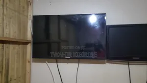 Two 32 " TV Changhong and TCL