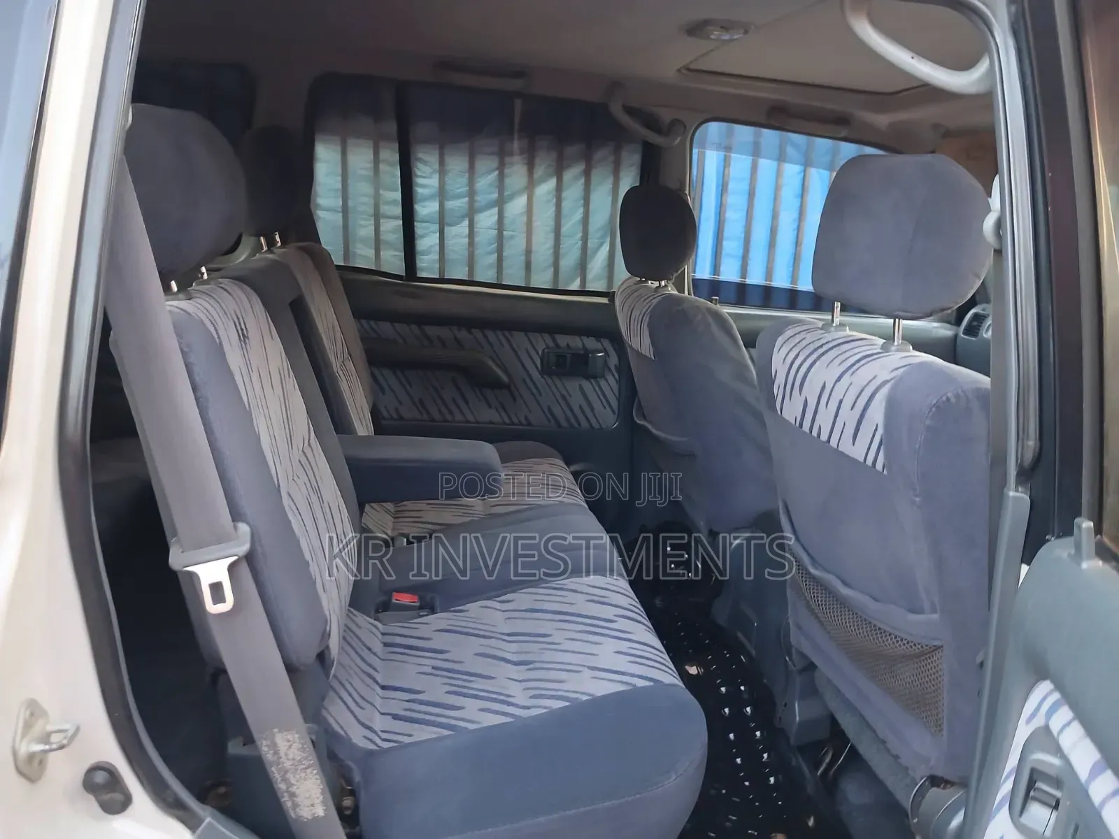 Toyota Noah 2.0 143hp AWD (7 Seater) 2009 Silver