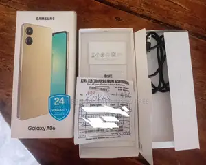 Samsung Galaxy A06 64 GB Gold