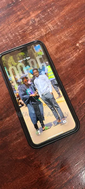 Apple iPhone 11 64 GB White