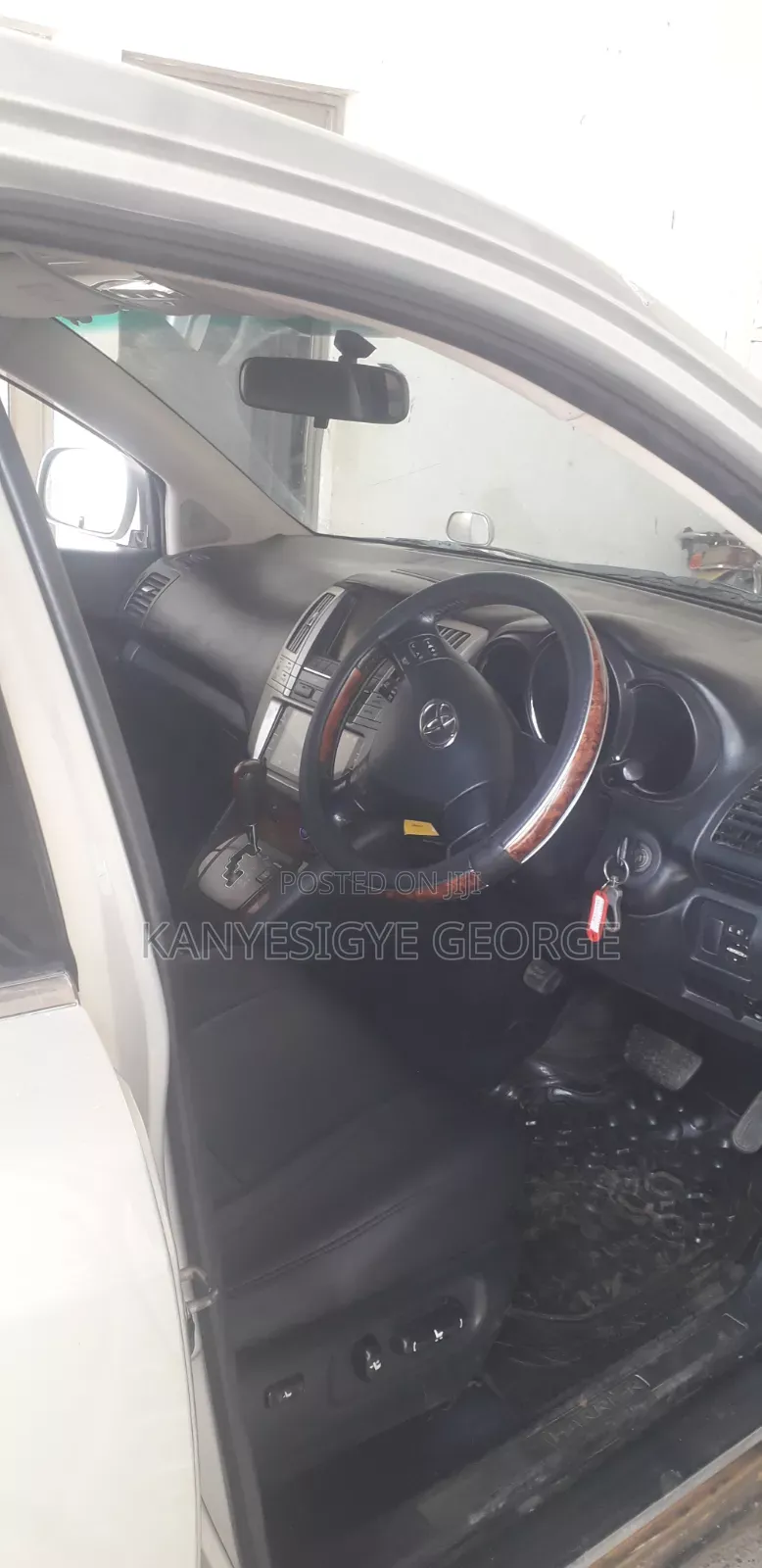 Toyota Harrier 3.0 V6 2005 Silver