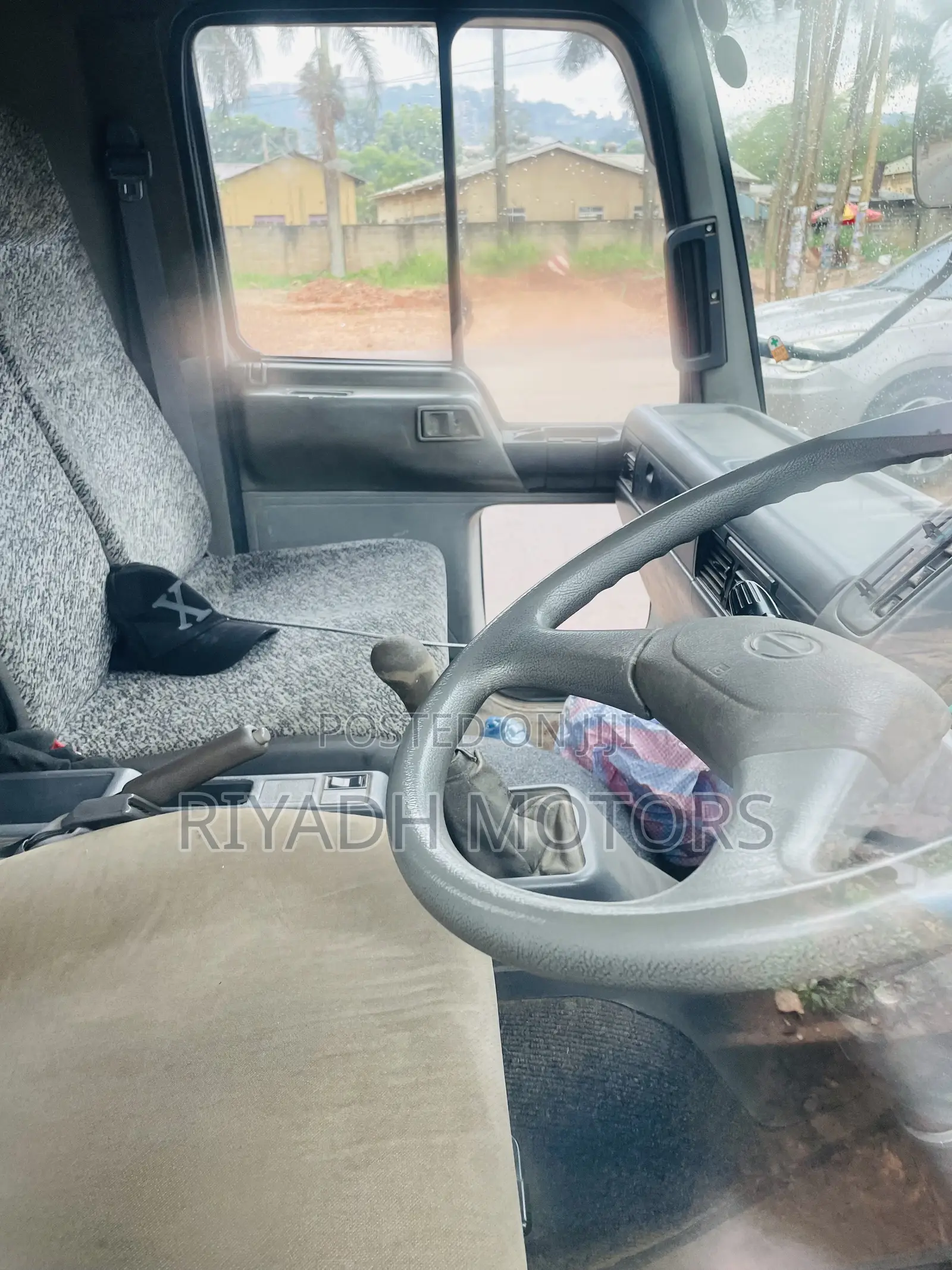 Hino Truck J08C Engine 1997 Blue