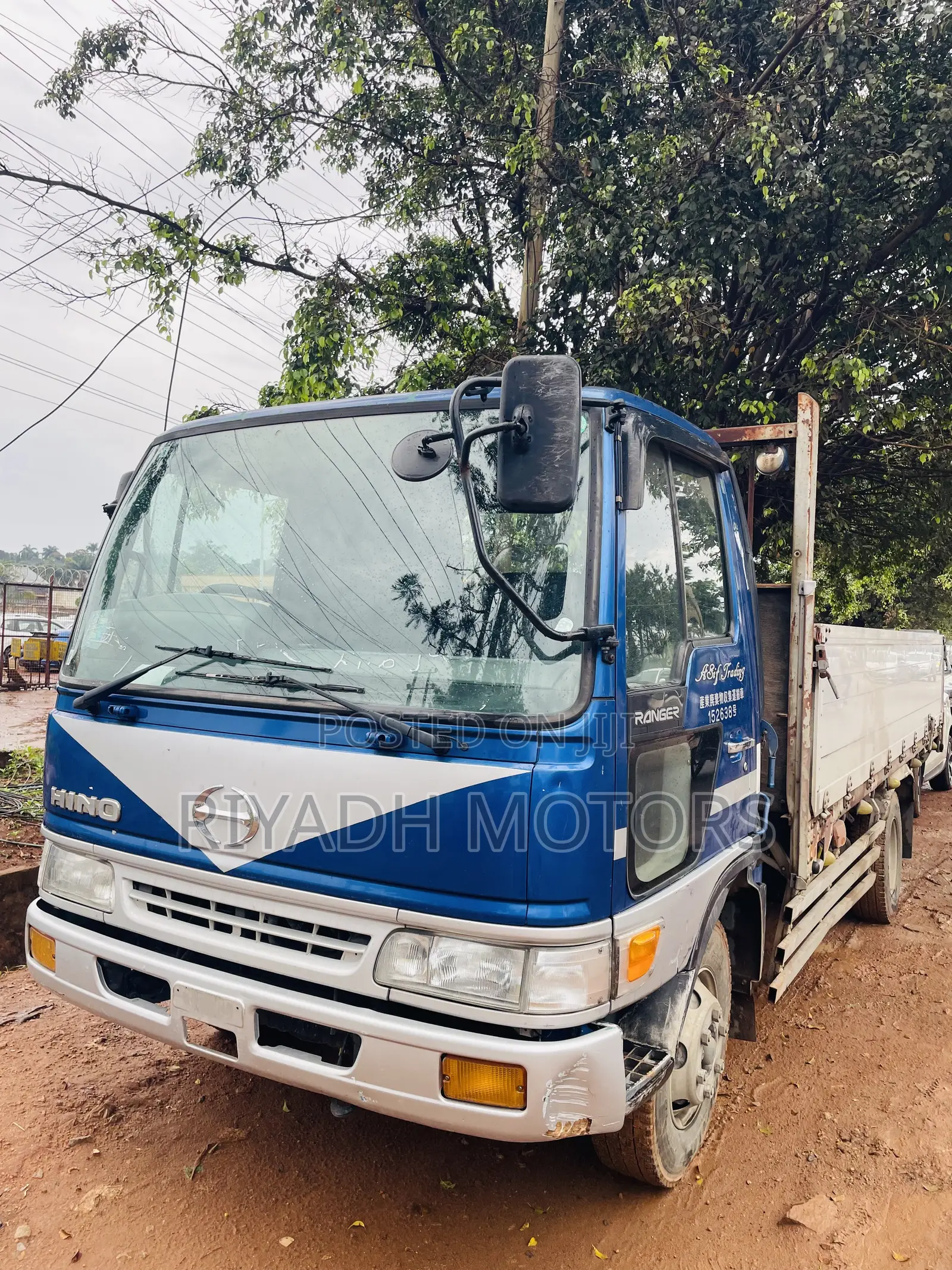 Hino Truck J08C Engine 1997 Blue