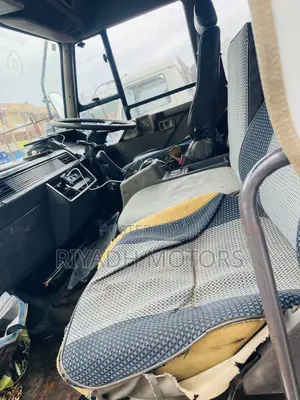 Fuso Truck 1988 White