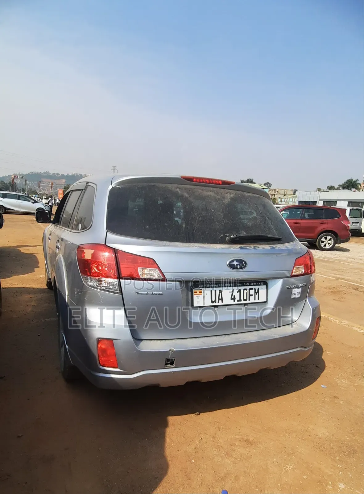 Subaru Outback 2.5i CVT 2012 Silver