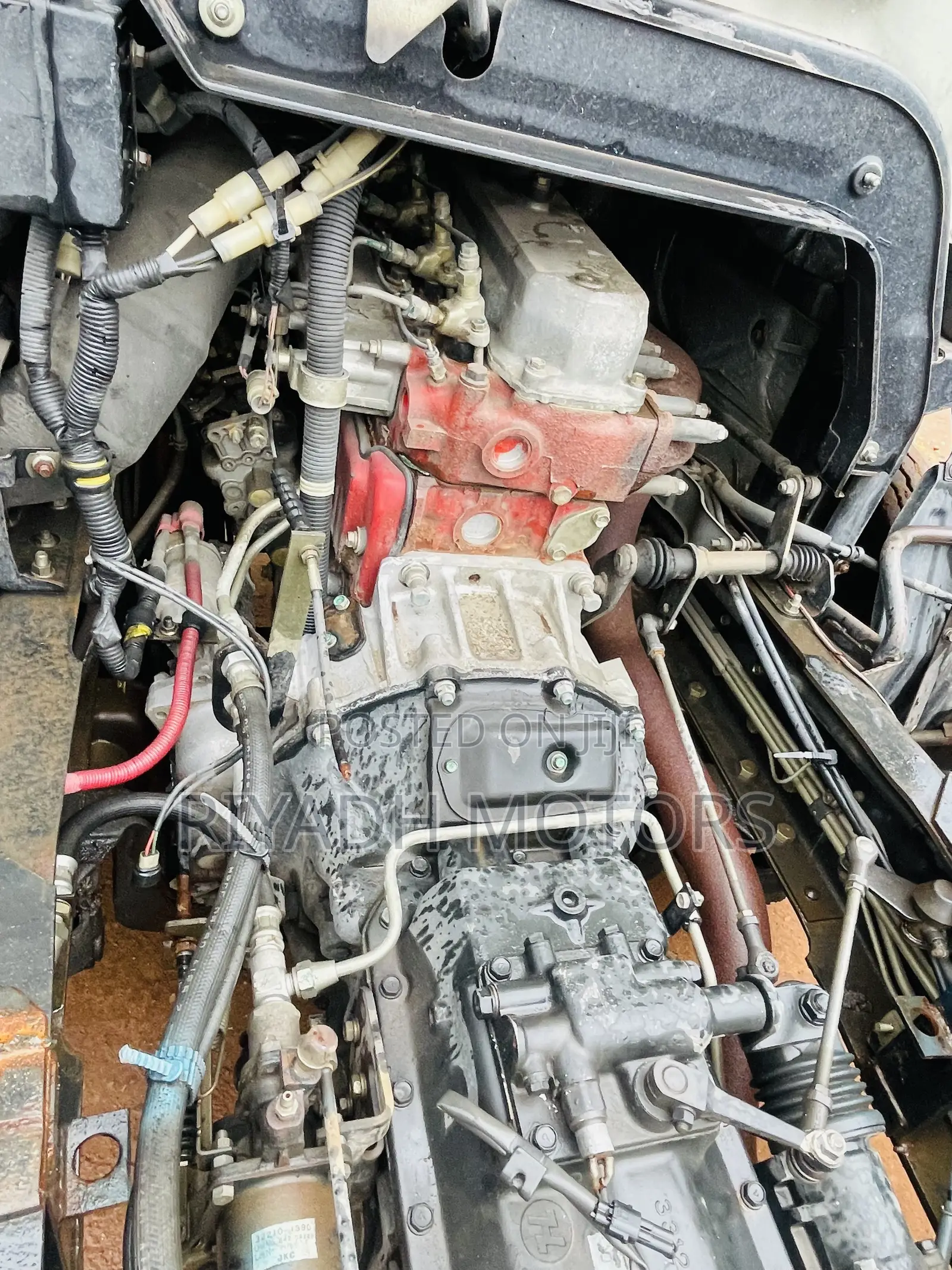 Hino Chassis H07D Engine 1992 Yellow
