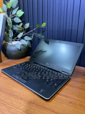 Laptop Dell Latitude E7240 4GB Intel Core i3 SSD 128GB