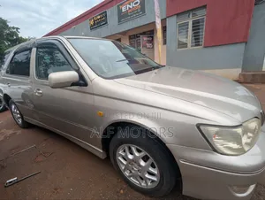 Toyota Vista 2002 Silver