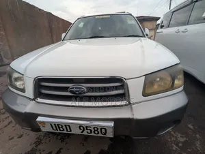 Subaru Forester 2005 White