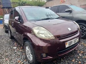 Toyota Passo 1.0 AWD 2009 Red