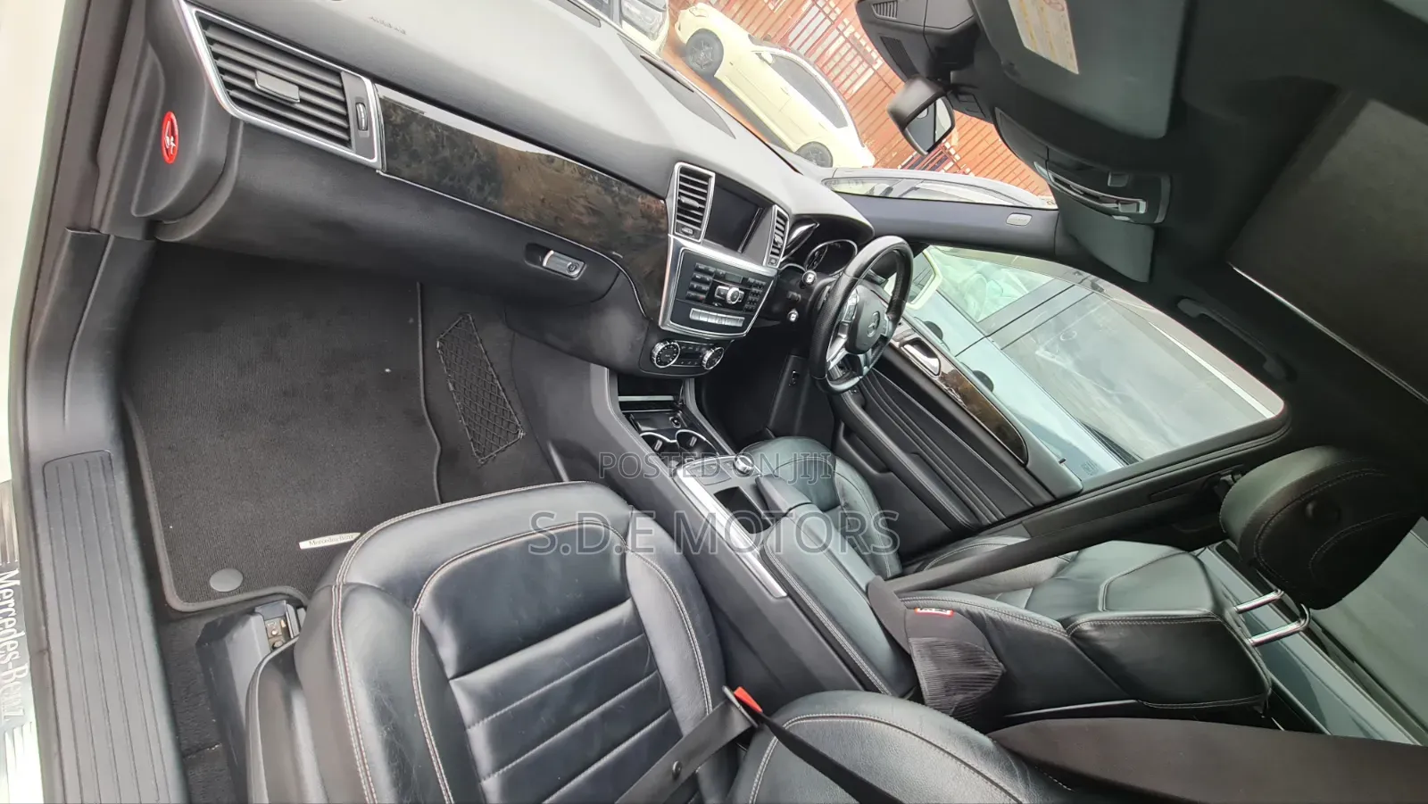 Mercedes-Benz M Class ML 350 4Matic 2013 White