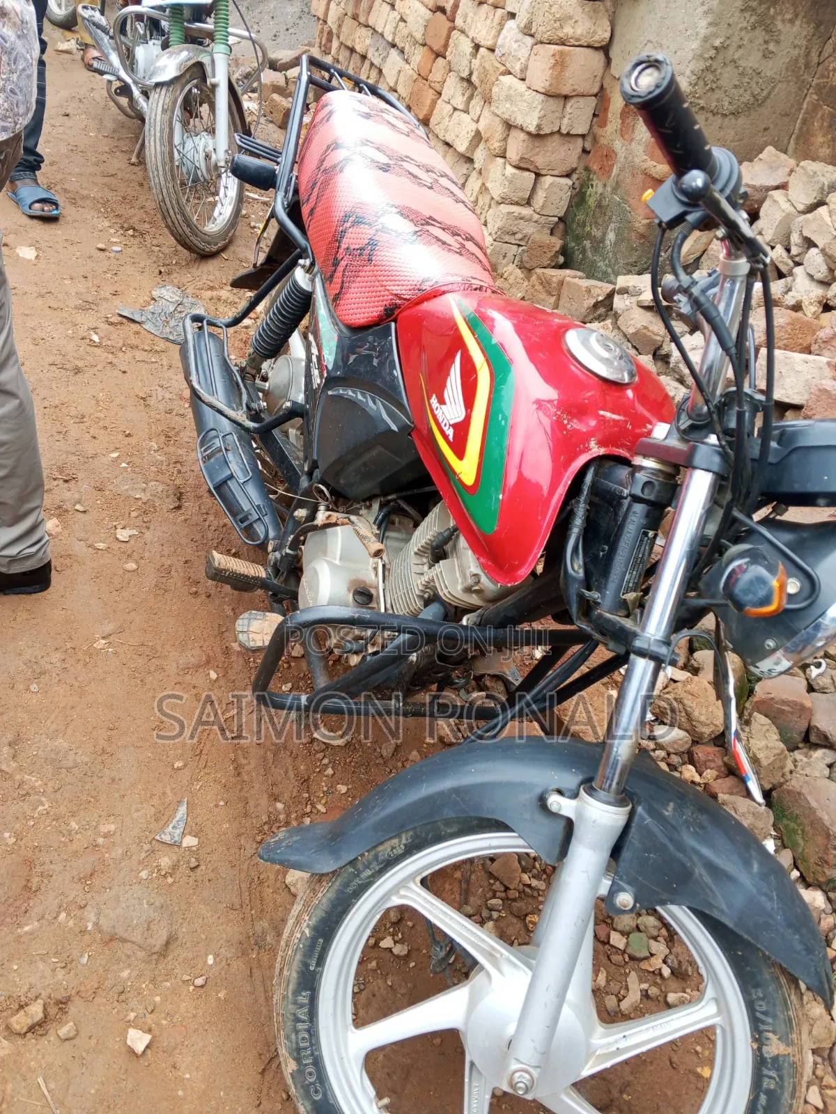 Honda 2025 Red