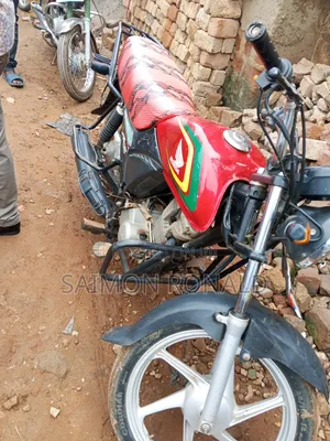 Honda 2025 Red