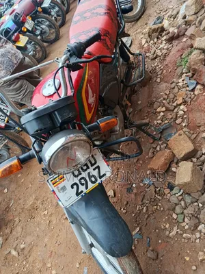 Honda 2025 Red
