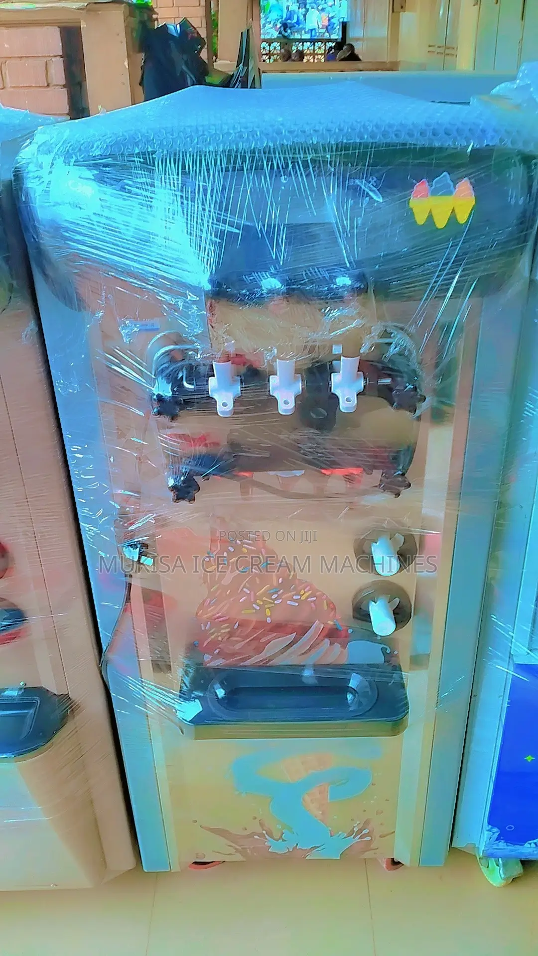 Comercialm Ice Machine BRAND NEW