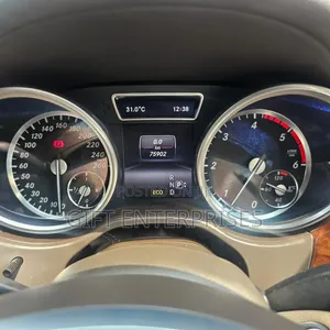 Mercedes-Benz M Class 2014 Brown