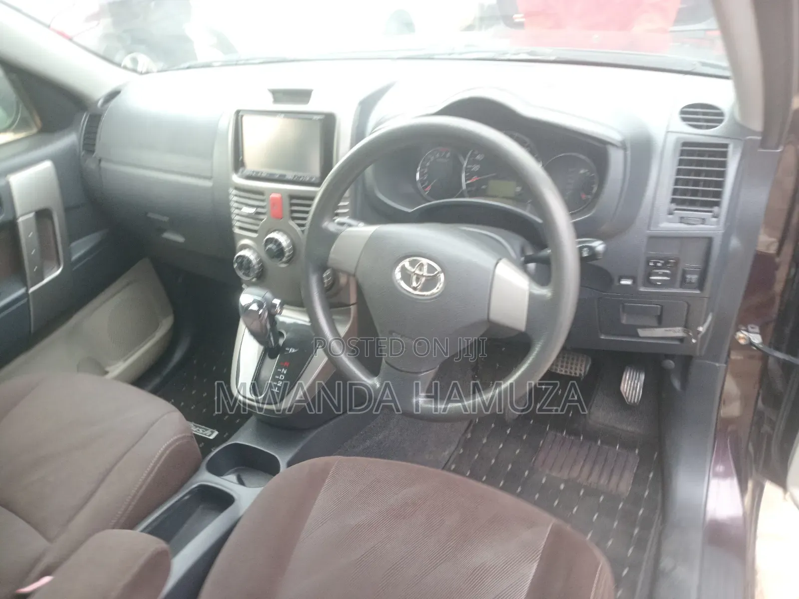 Toyota Rush 2012 Black
