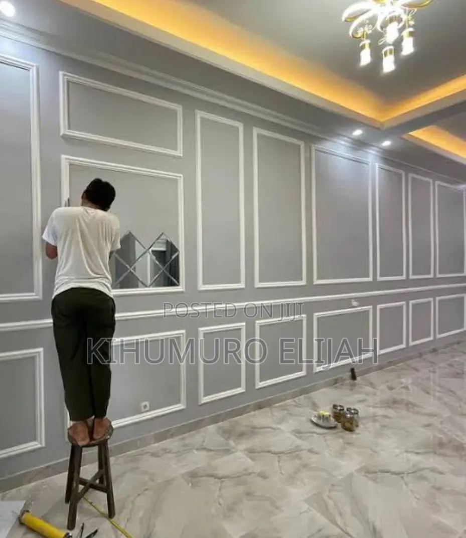 Wall Molding White in Color