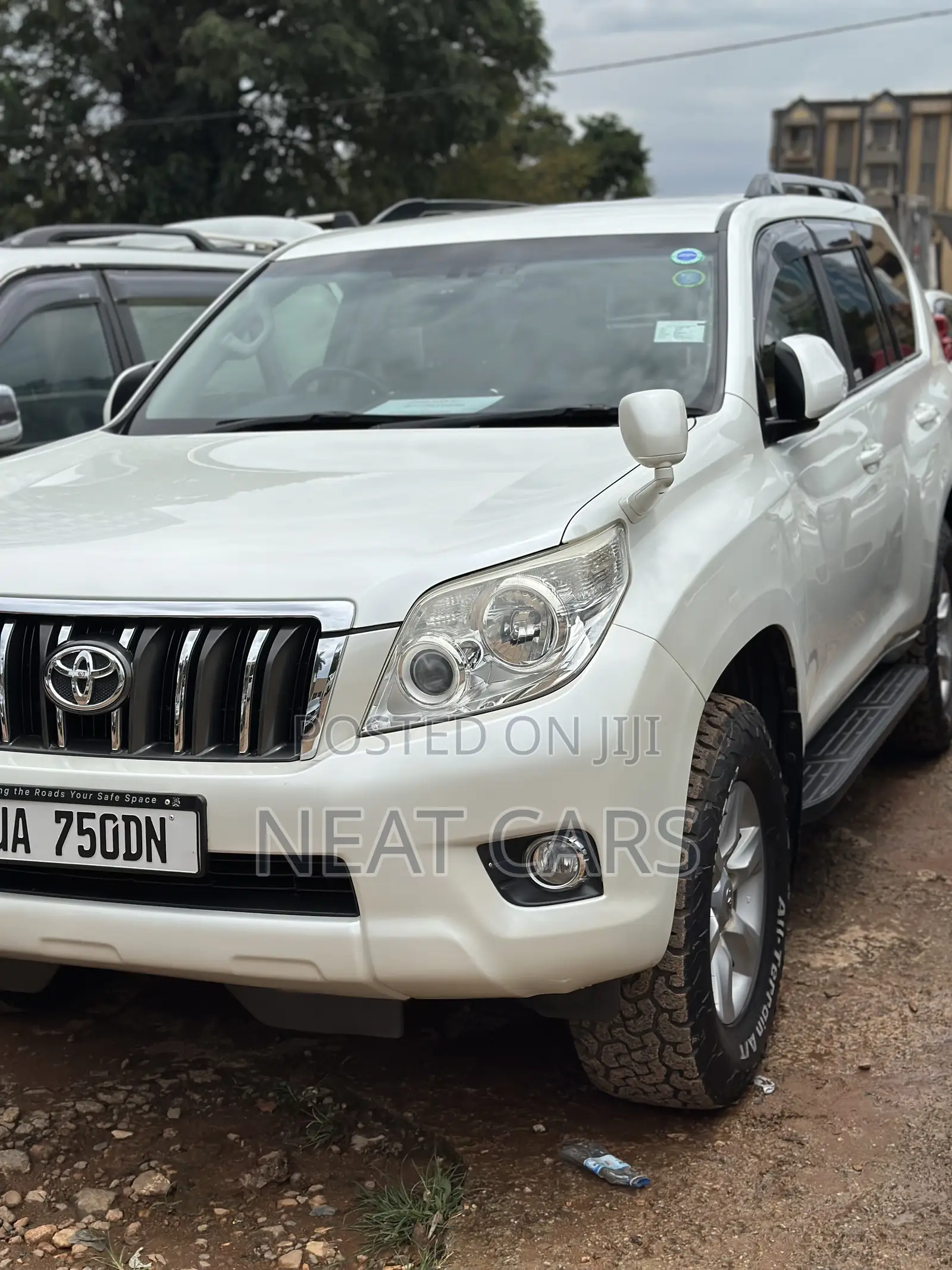 Toyota Land Cruiser Prado 2016 White