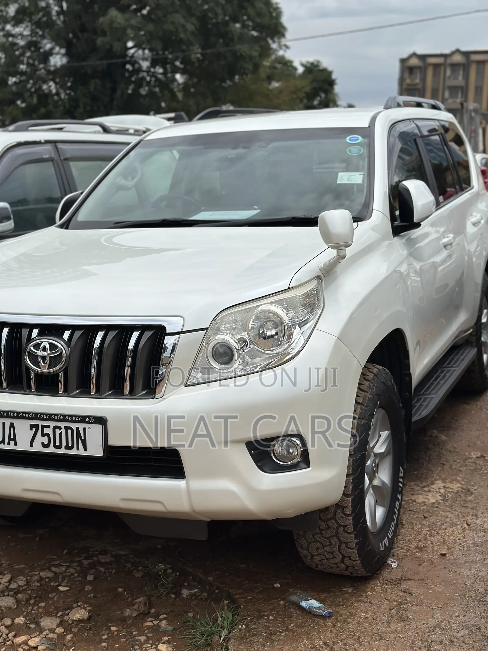 Toyota Land Cruiser Prado 2016 White