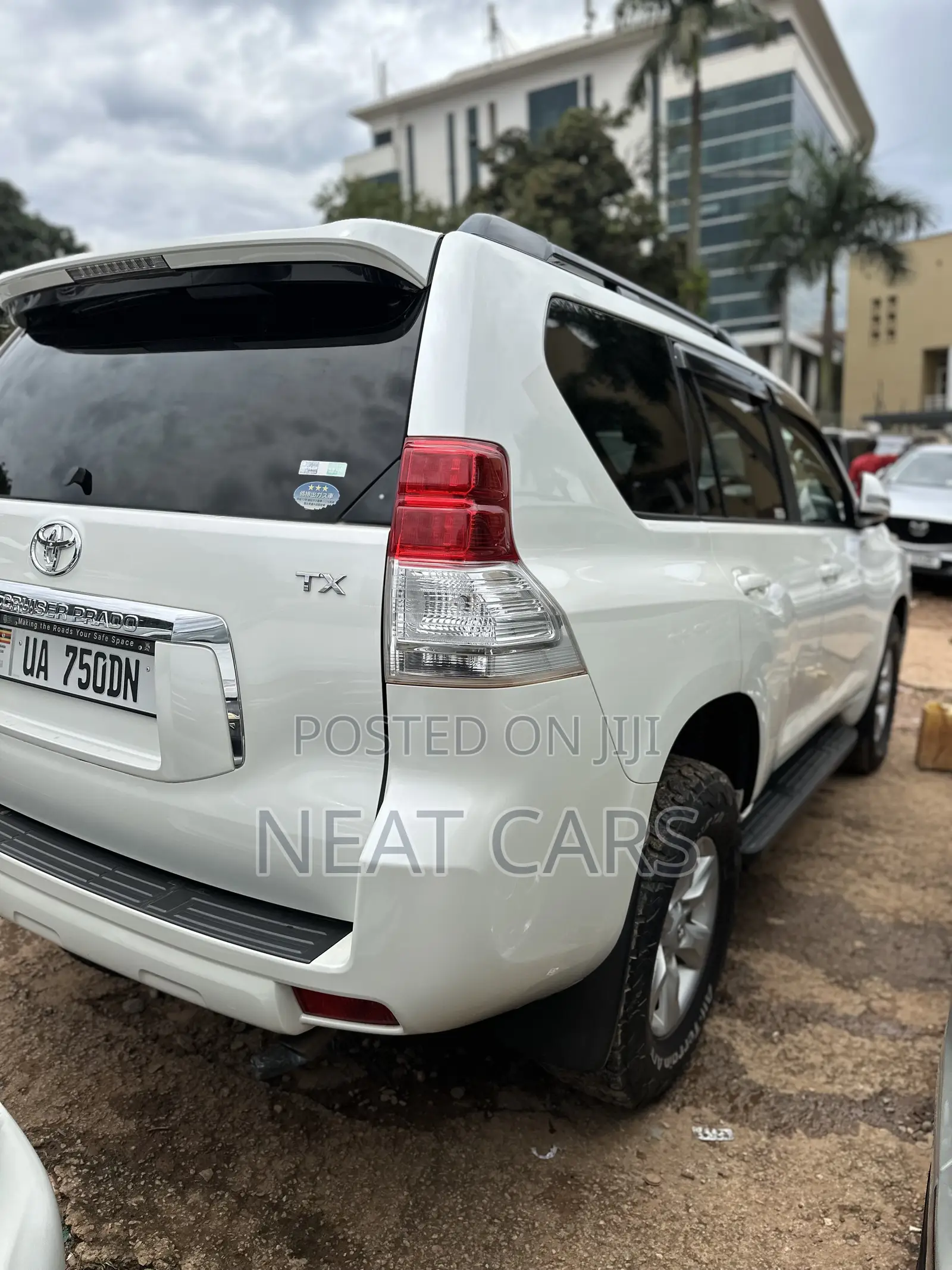 Toyota Land Cruiser Prado 2016 White