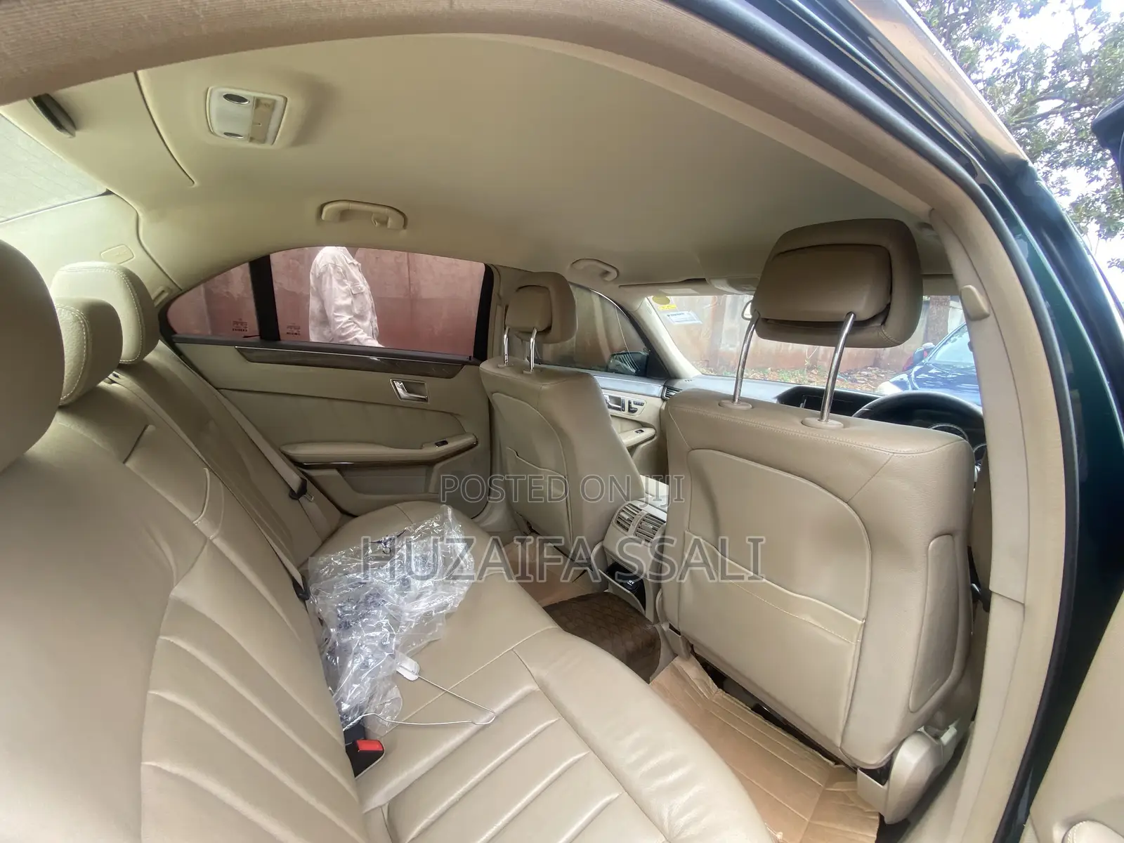 Mercedes-Benz E300 2009 Green
