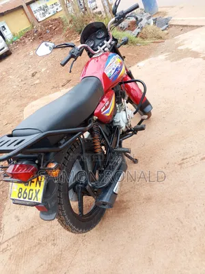 Bajaj Boxer 2021 Red