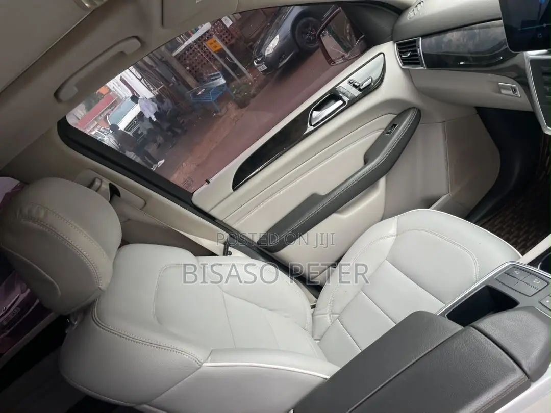 Mercedes-Benz M Class 2015 Beige