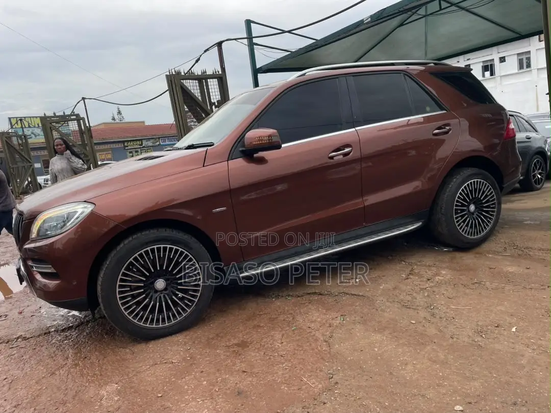 Mercedes-Benz M Class 2015 Beige
